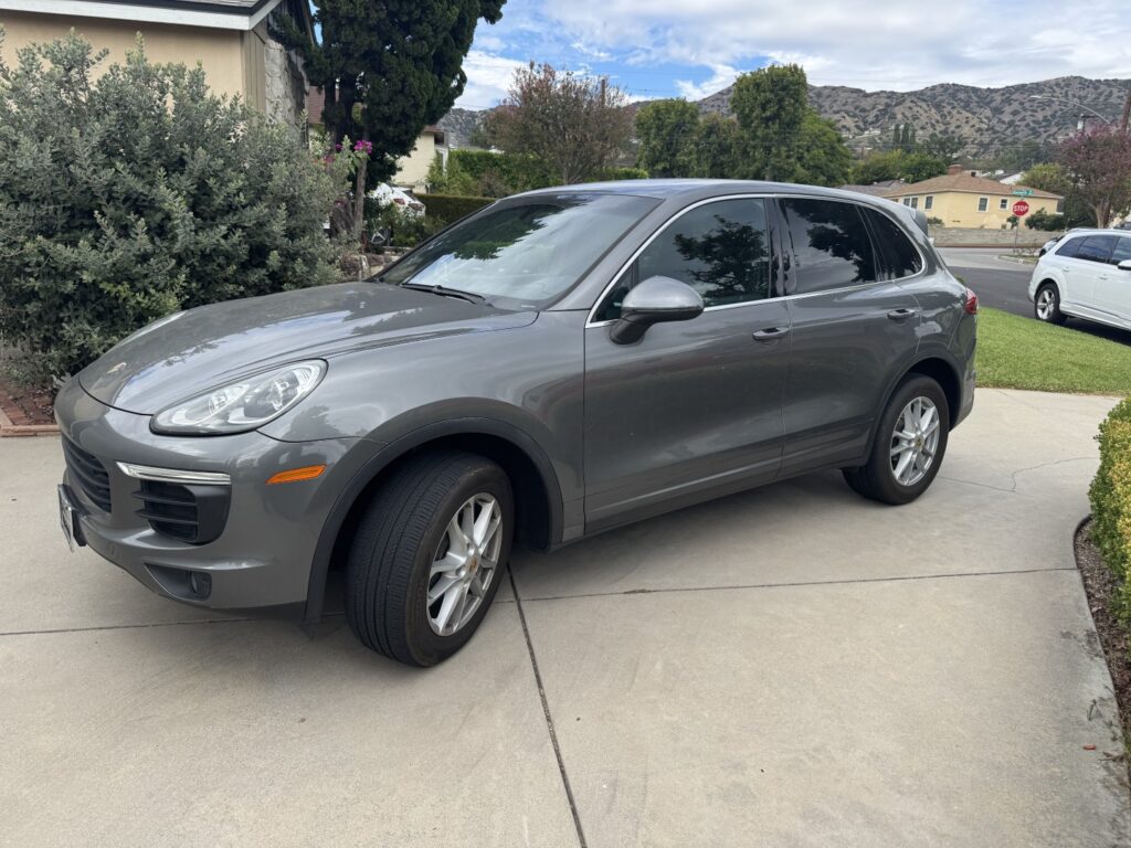 2018 Porsche Cayenne Platinum Edition 3.6L V6 FOR SALE